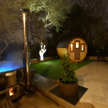 Oak Tree Stables Cottage 버밍엄 외부 사진