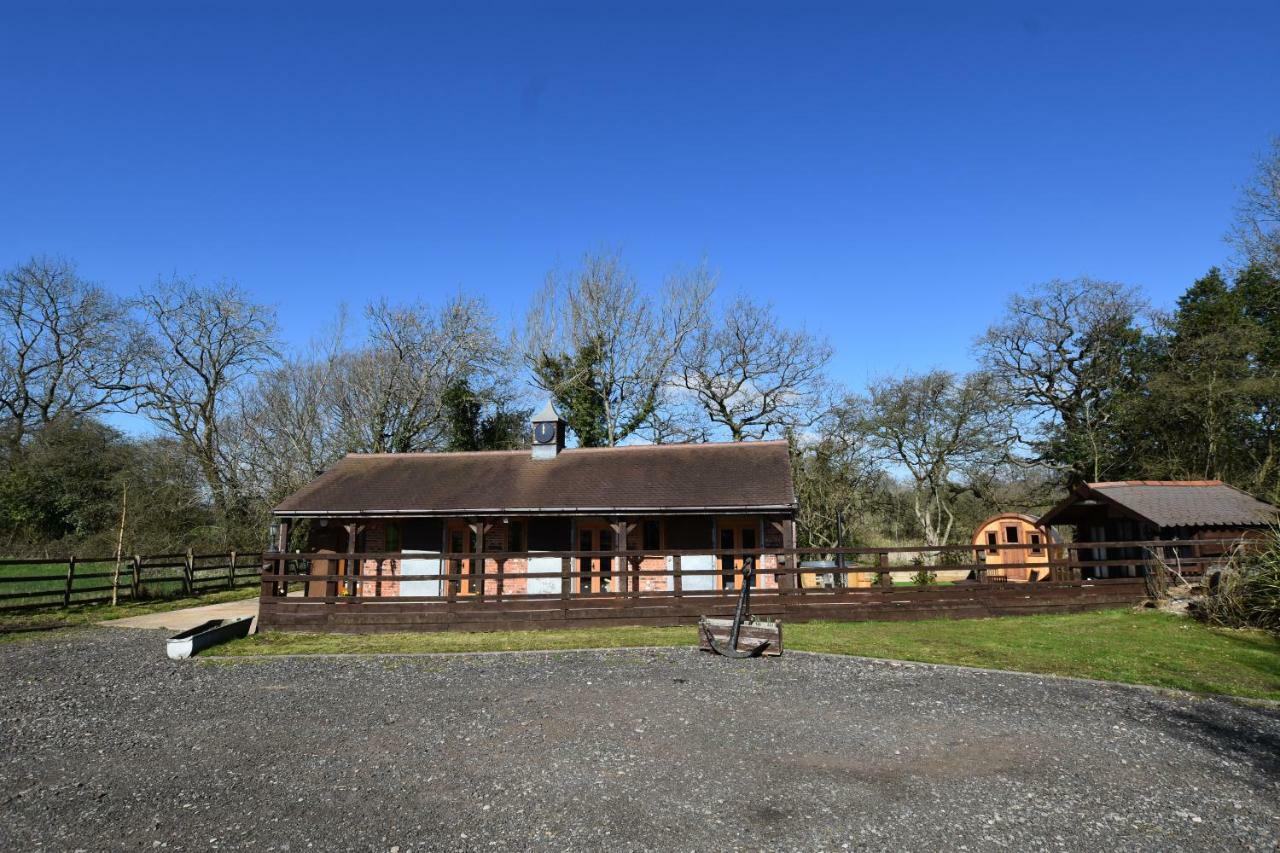 Oak Tree Stables Cottage 버밍엄 외부 사진