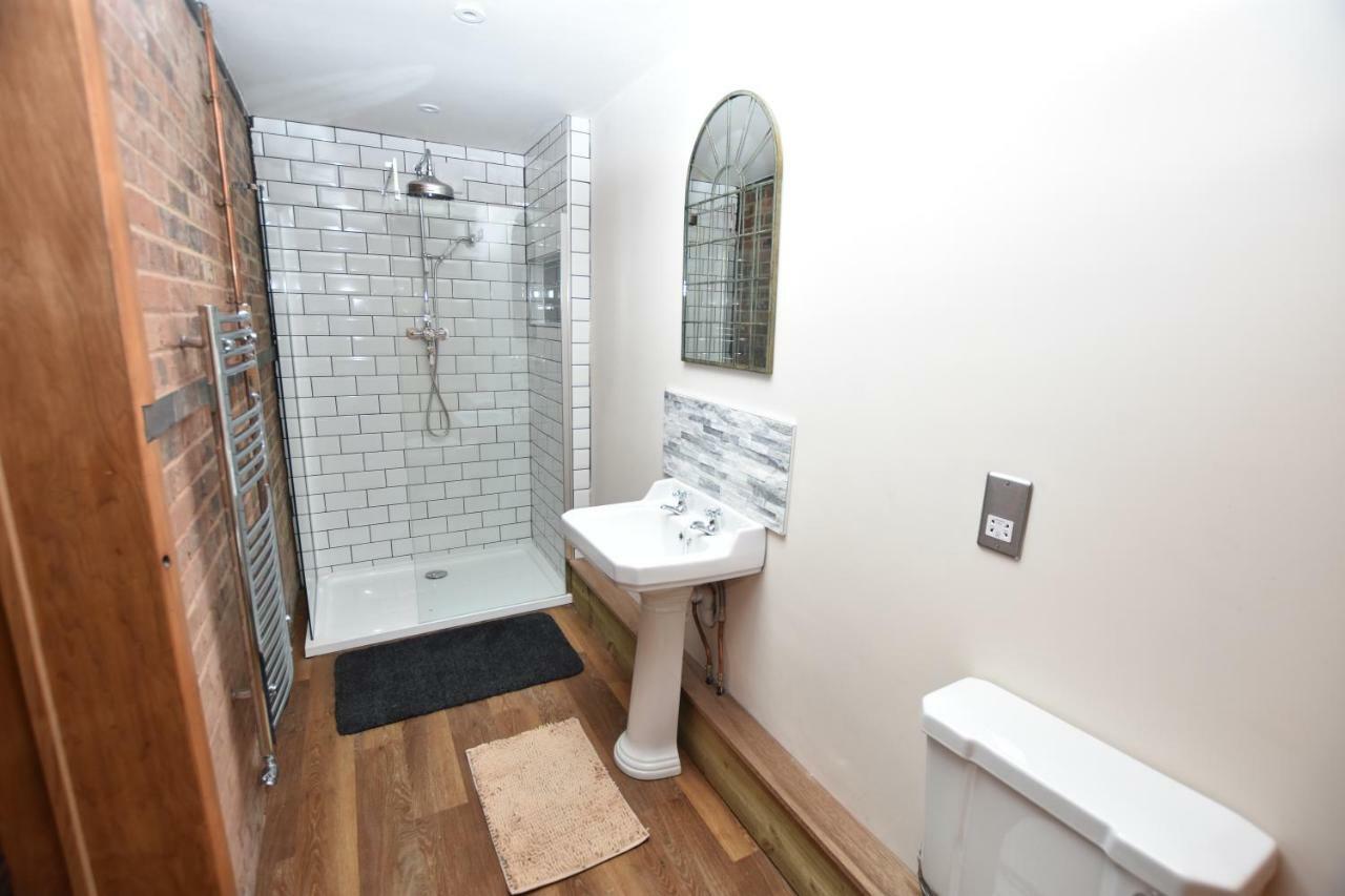 Oak Tree Stables Cottage 버밍엄 외부 사진