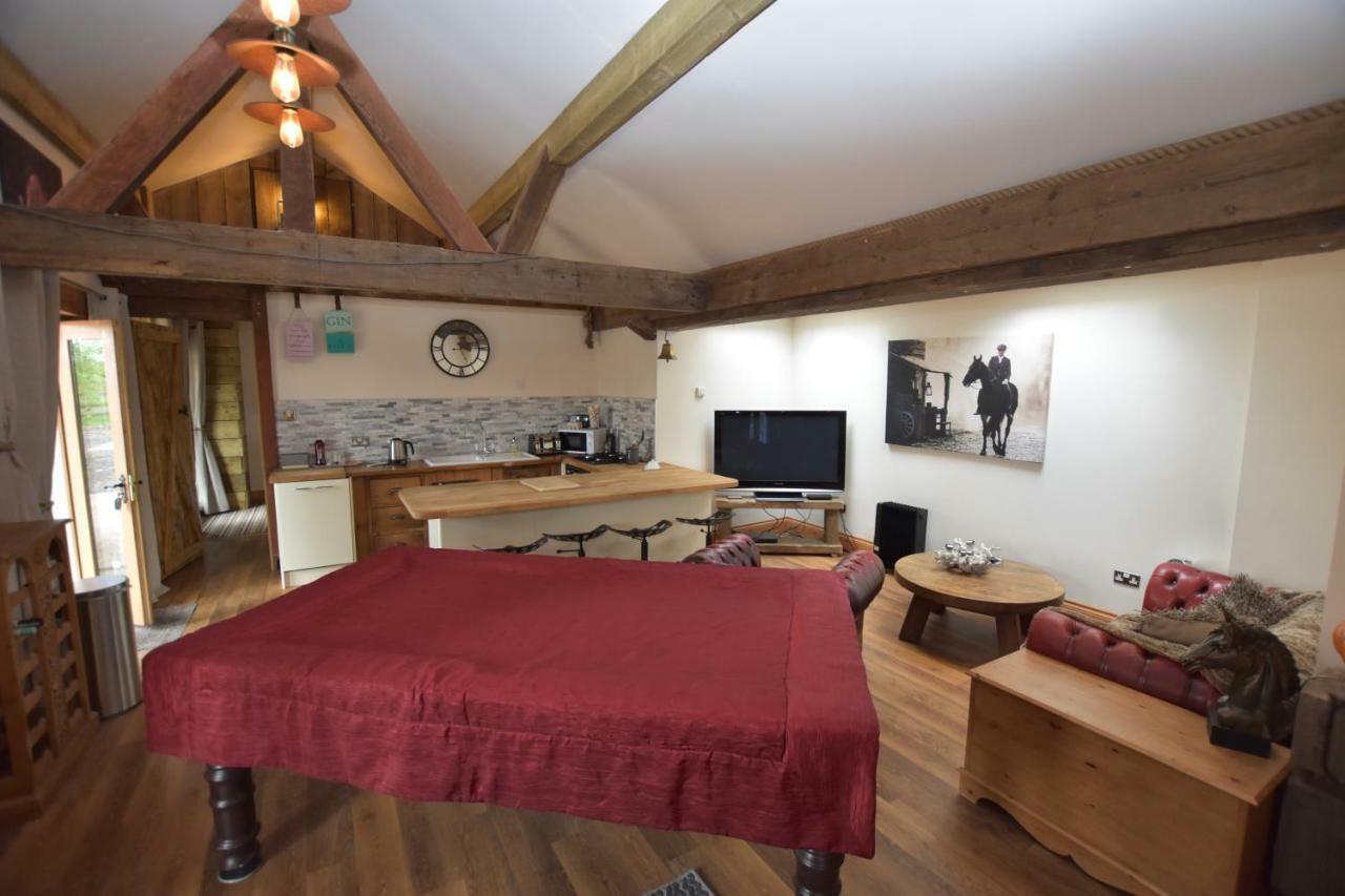 Oak Tree Stables Cottage 버밍엄 외부 사진